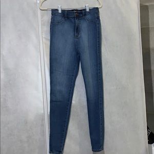Fashion Nova High Waisted Medium Wash Jeans Size 9